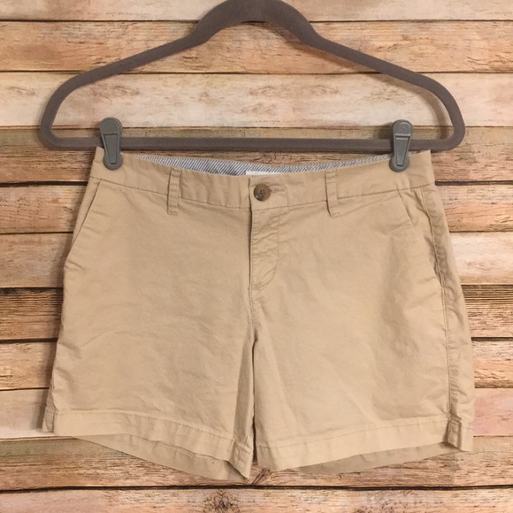 Old Navy Pants - Size 0 Old Navy Everyday Shorts